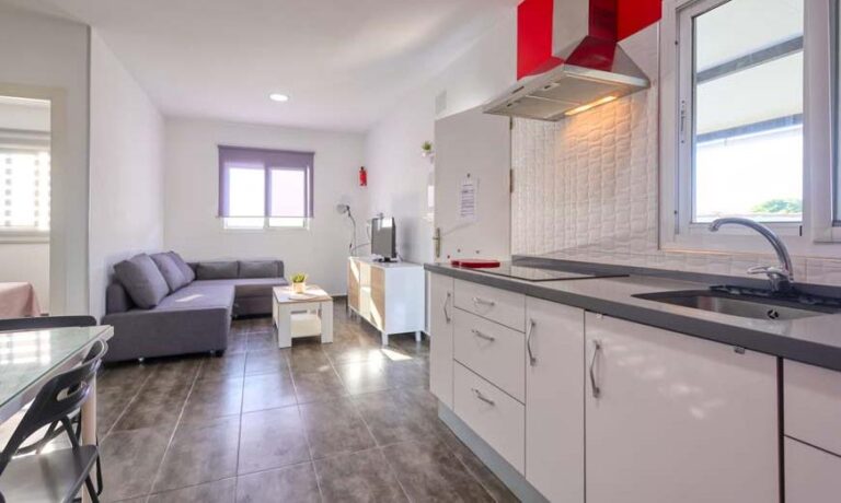 Aloha Cádiz - Apartamento en El Palmar - Cocina - Salón