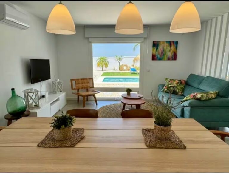 Aloha Cádiz - Alojamiento en Conil - Salón comedor