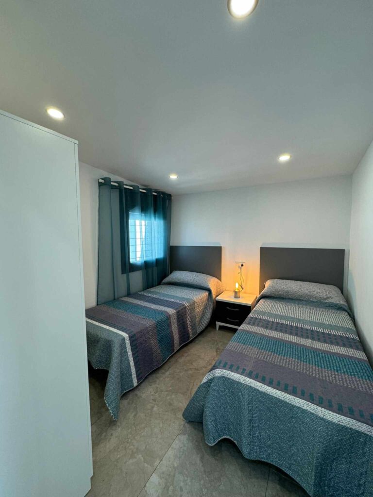 Aloha Cádiz - dormitorio 2 - Chalet Auxi (Maricasa)