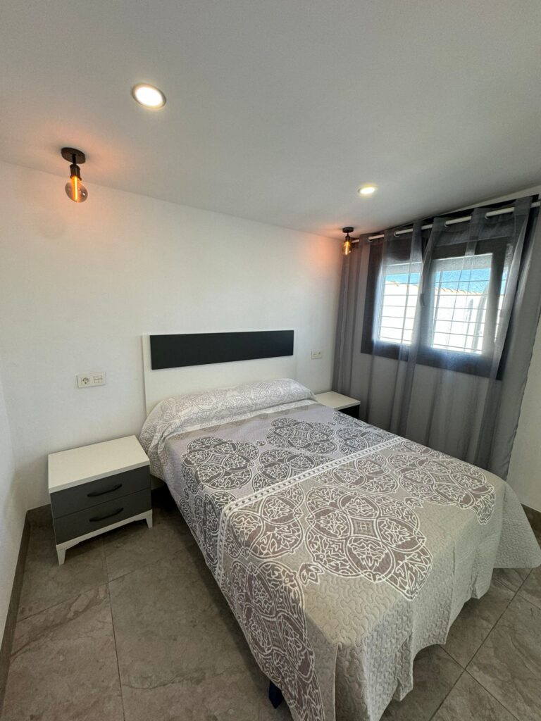 Aloha Cádiz - dormitorio- Chalet Auxi (Maricasa)